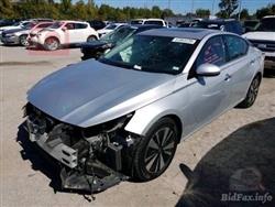 نيسان ألتيما